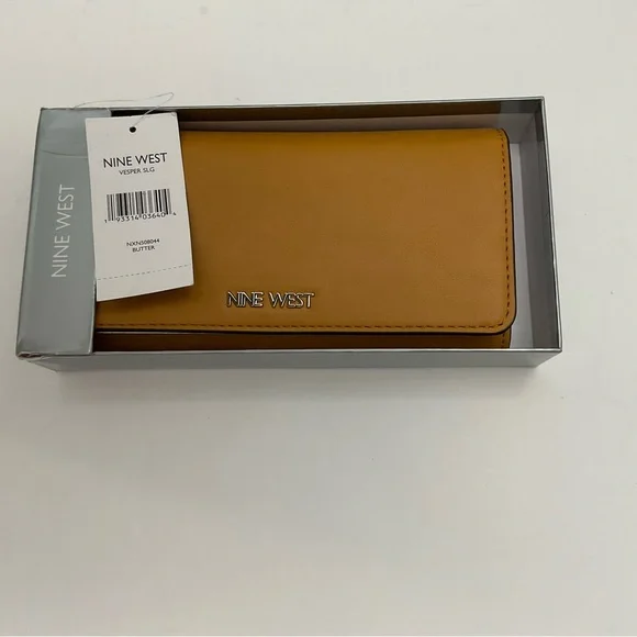 Nine West Women Wallet - Picture 1 of 6